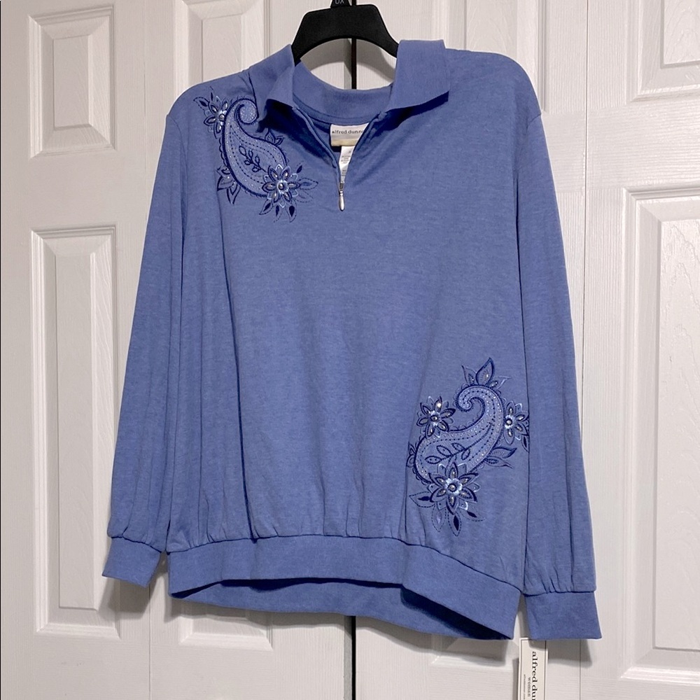 Alfred Dunner light blue embroidered sweatshirt size 3X